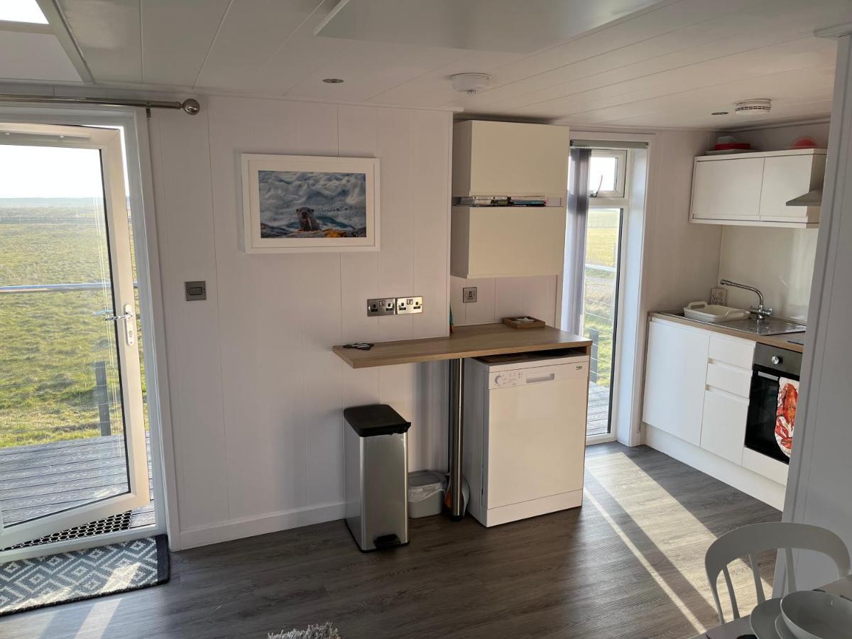 Seas The Day - Self Catering Lodge North Uist Paible Exterior photo