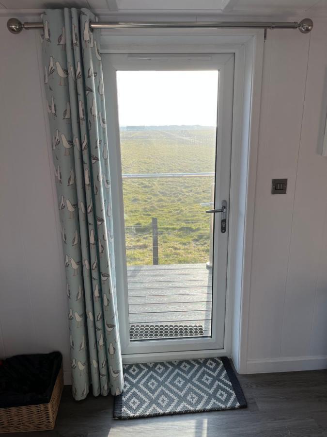 Seas The Day - Self Catering Lodge North Uist Paible Exterior photo