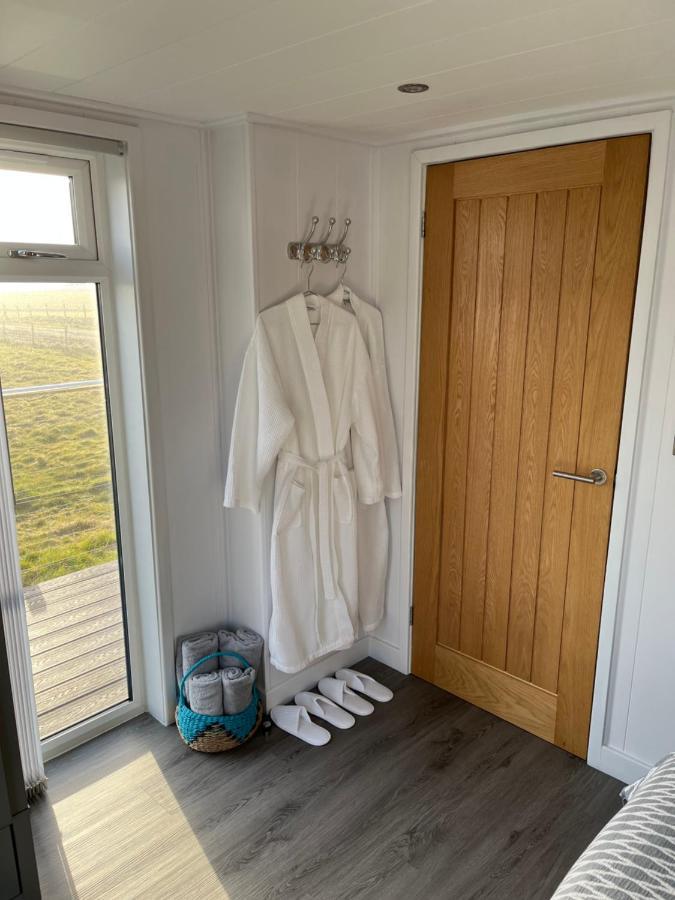 Seas The Day - Self Catering Lodge North Uist Paible Exterior photo